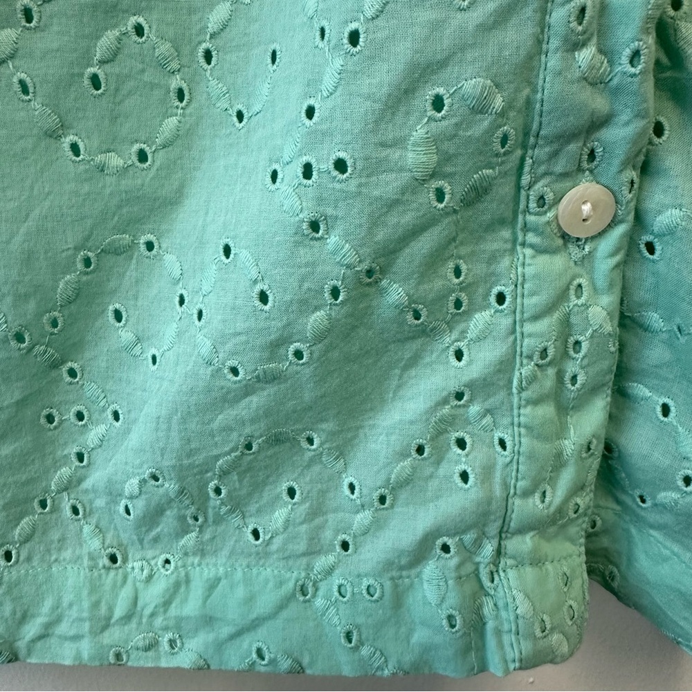 100% Cotton Mint Eyelet Puff Sleeve Button Down Blouse - Picture 6 of 8